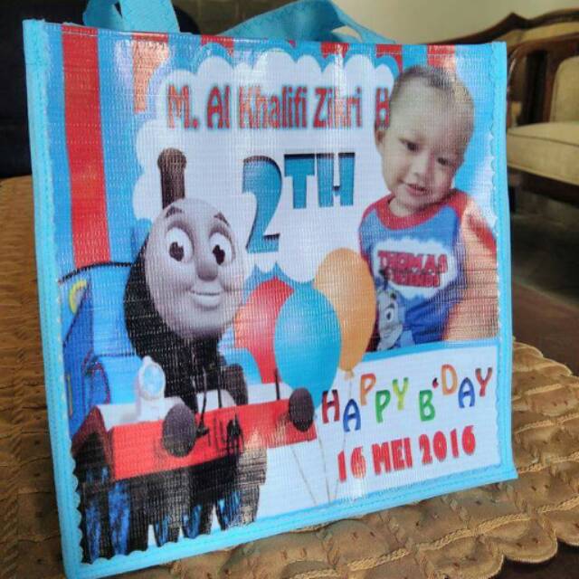 

Tas souvenir ultah