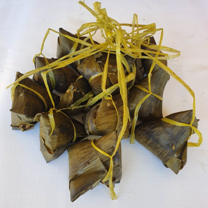 

KETAN-BERAS- BAKCANG BACANG BERAS HALAL ISI AYAM HAJI TITI -BERAS-KETAN.