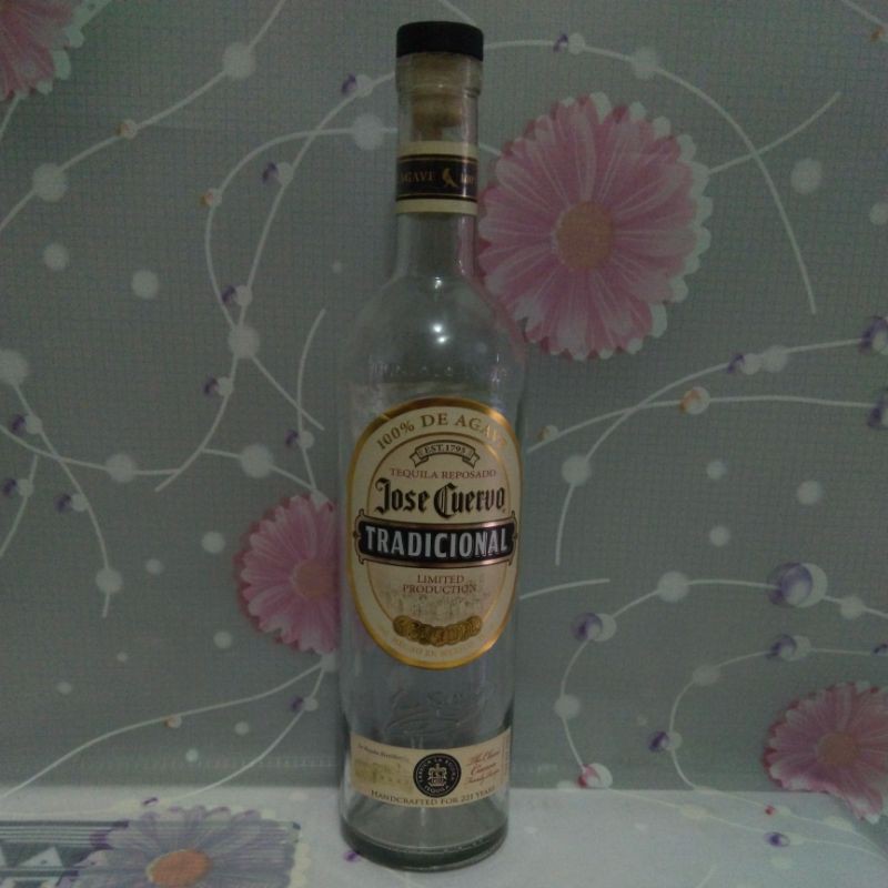 botol bekas jose cuervo 700ml