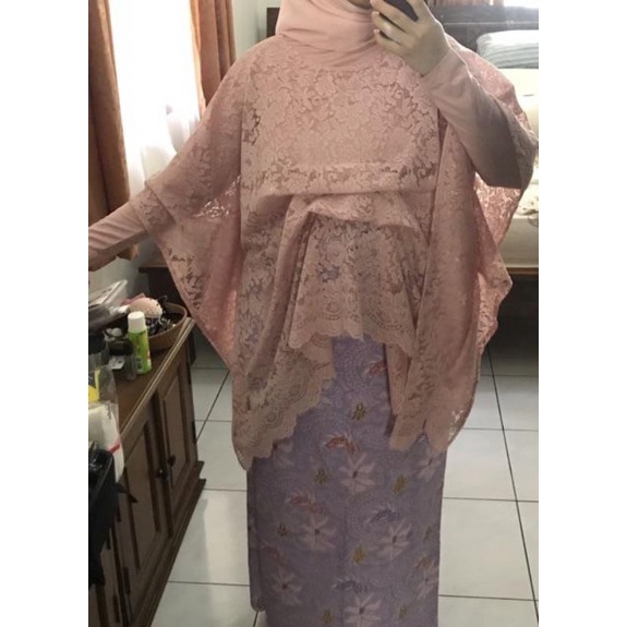 batwing blouse brokat sofia cornely kebaya modern lipat depan loose batwing