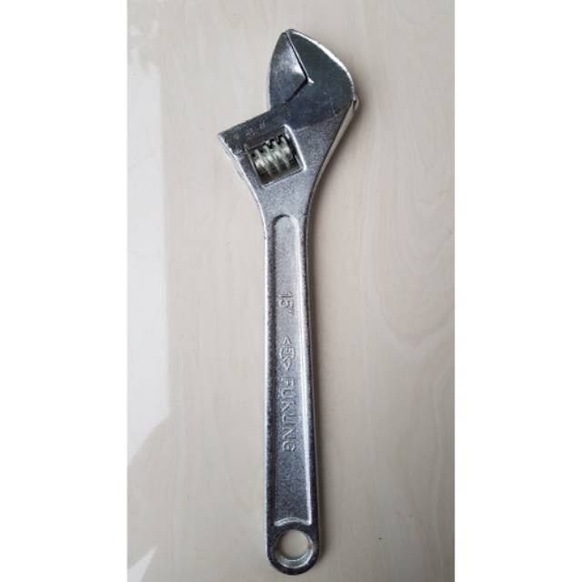 Kunci inggris 15" Fukung