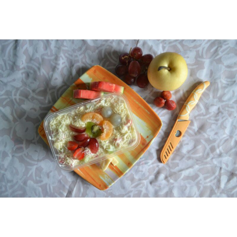 

Salad Buah (@sweeteatbymon)