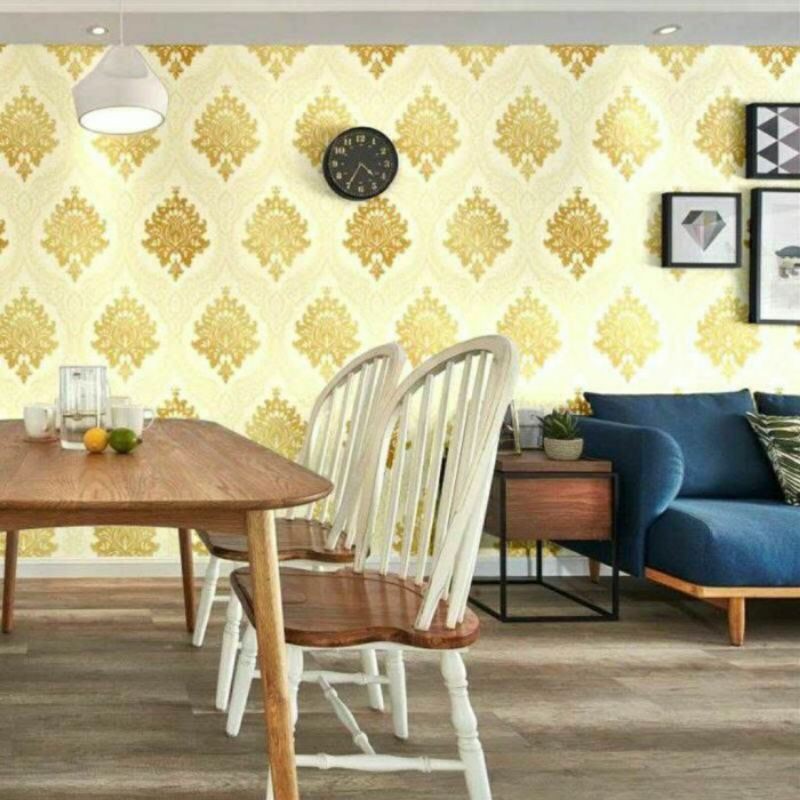 WALLPAPER DINDING MOTIF BATIK GOLD DASAR KUNING KREM