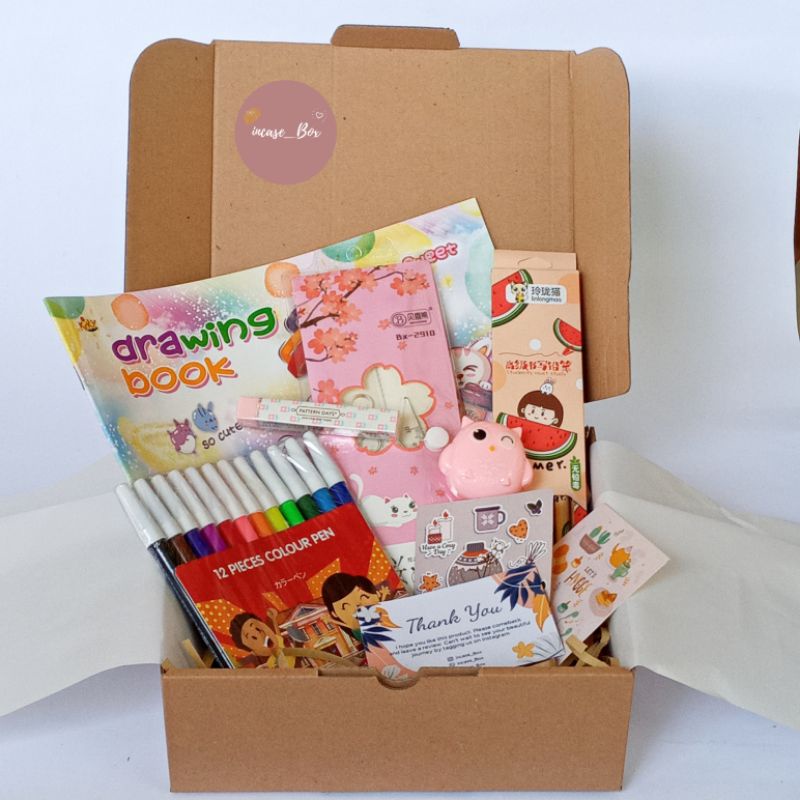 

Incase_Box/ New Series/ Hampers Stationery/ Hampers Alat Tulis / Hampers Graduation