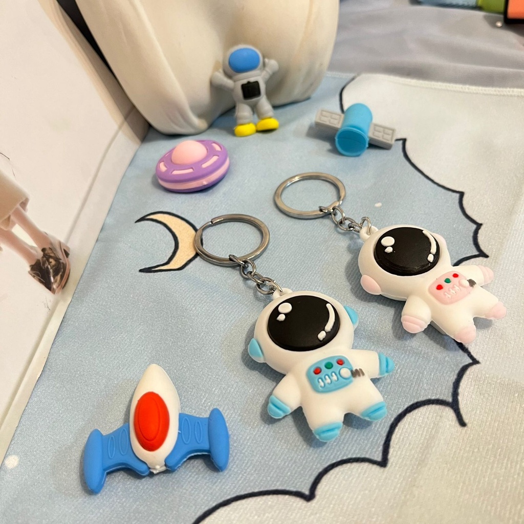 GANTUNGAN KUNCI LUCU ASTRONOT ADA 3 WARNA HARGA TERMURAH BEST QUALITY KEYCHAIN IMUT MODEL ASTRONOUT GIFT SOUVENIR UNIK PERNAK-PERNIK HADIAH READY COD DAN GROSIR