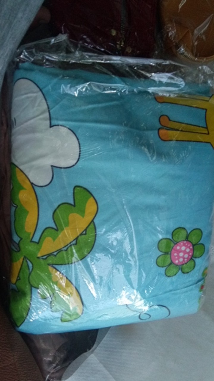 Sprei Homemade Jungle Blue Little Pony Spongebob Grid White Dino