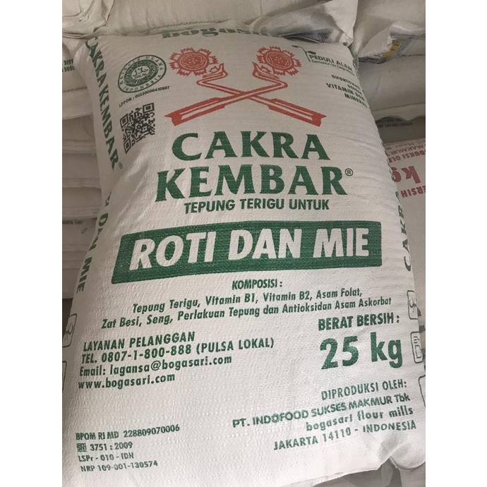 

BAYAR DITEMPAT Tepung Terigu Cakra Kembar 25 KG
