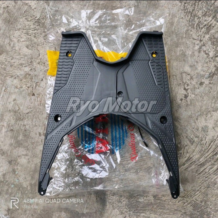 Bordes pijakan kaki atas Beat Esp Eco Street 2017 - 2018