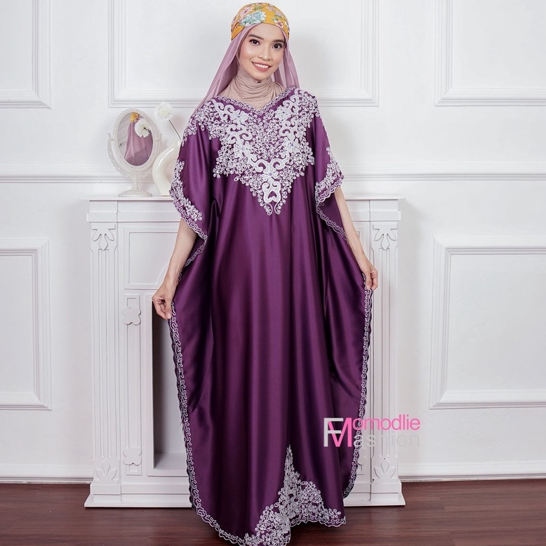 KAFTAN SATIN MEWAH MOTIF PAYET, KAFTAN KONDANGAN WANITA,KAFTAN LEBARAN BY MOMODLIE FASHION, KAFTAN P