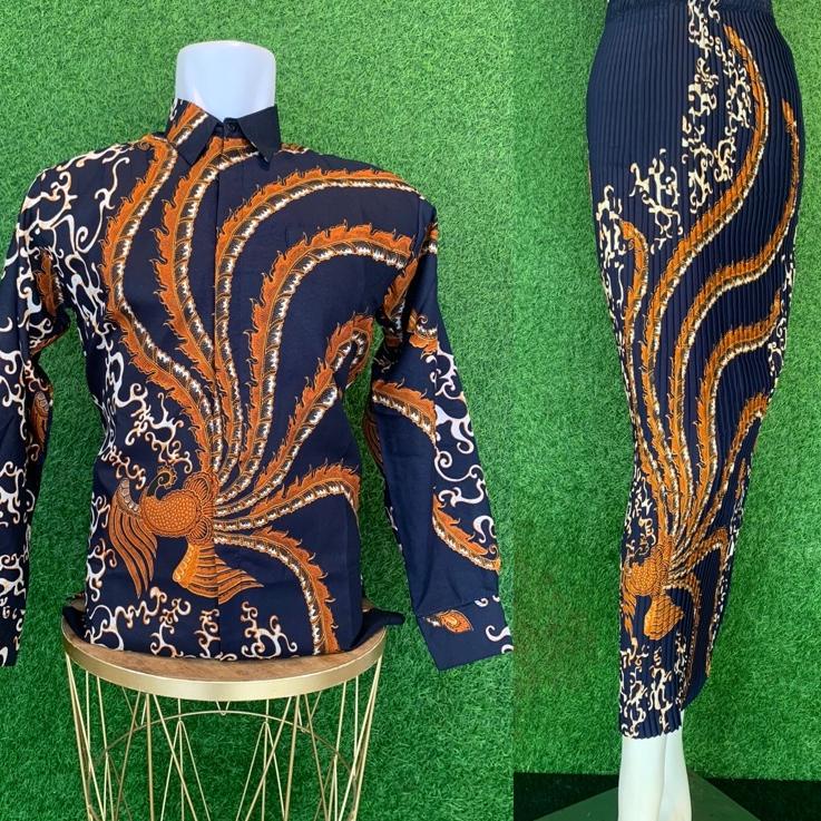 Terbaru.. Batik couple / baju batik couple / batik set / rok set / batik lengan panjang Batik couple