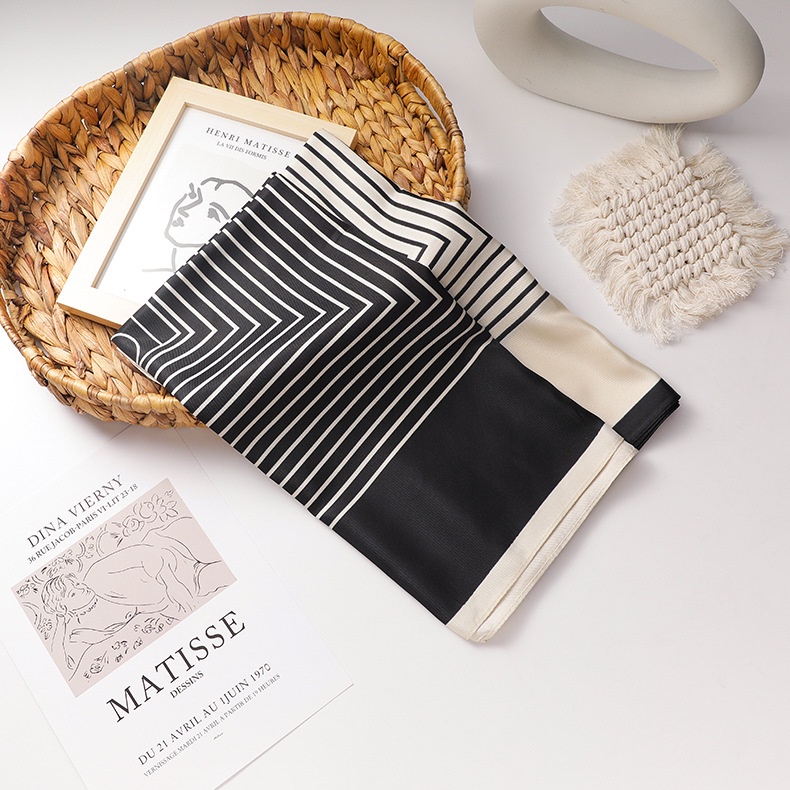 SYAL SUTRA SATIN PRANCIS RETRO GARIS STRIP SELENDANG SCARF SILK RIBBON WANITA IKAT RAMBUT LEHER KOREA FRENCH PANJANG TWILLY MOTIF HITAM PUTIH