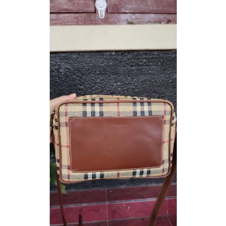 preloved tas burberry sling camera bag