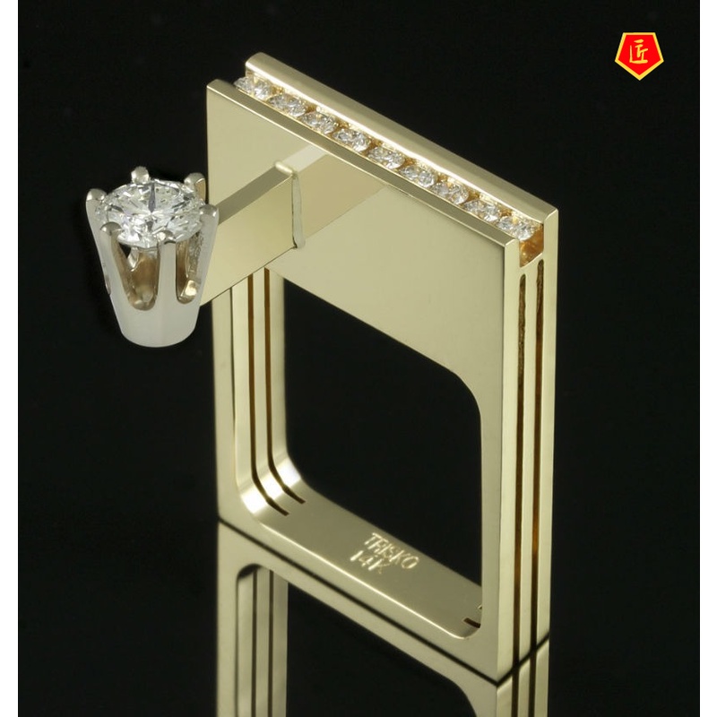 [Ready Stock]Creative Geometric Inlaid Diamond Gold Ring