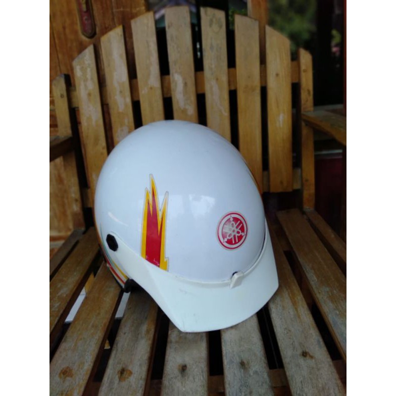 Helm yamaha helm jadul ori