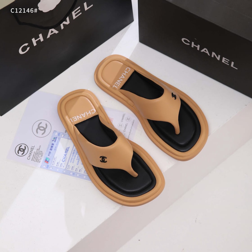 CH Padded Pool Thong Logo With Leather Sandal C12146