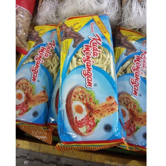

⍇ Mie Telur Cap Kepala Kuda Menjangan KL523