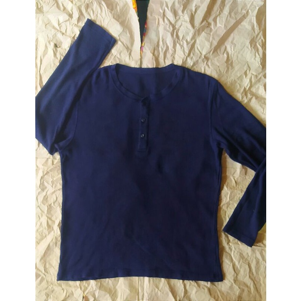 tshirt uniqlo waffle henley neck long slave