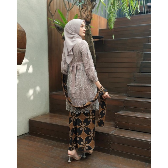 Kebaya batik couple maheswari mocca ( Gratis jilbab ) kebaya tunangan / kebaya modern  kebaya wisuda