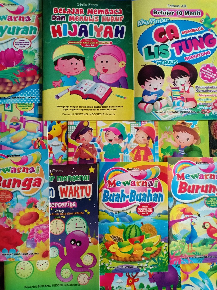 Buku Mewarnai Mewarnai Bunga