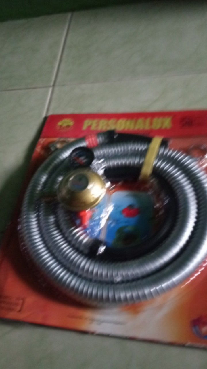 Selang Kompor Gas Dengan Regulator Meter Merek Personalux (paket)