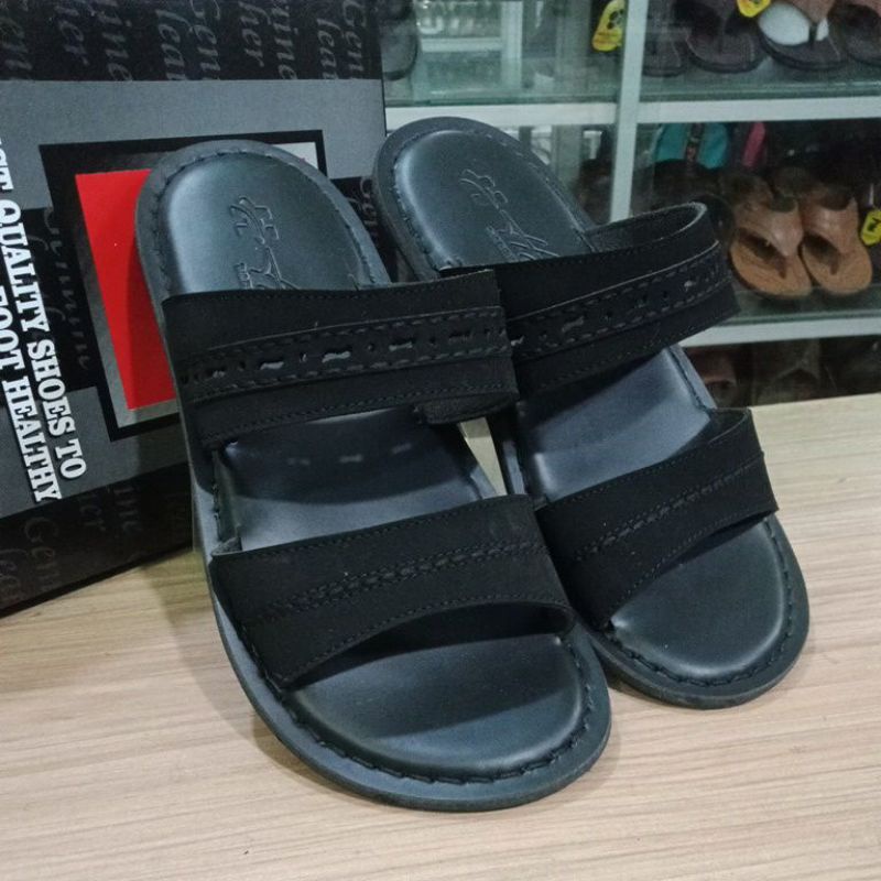 sandal/selop/sendal kulit pria hoky Sorong/kokop/tali dua.hitam sol sudah dijahit