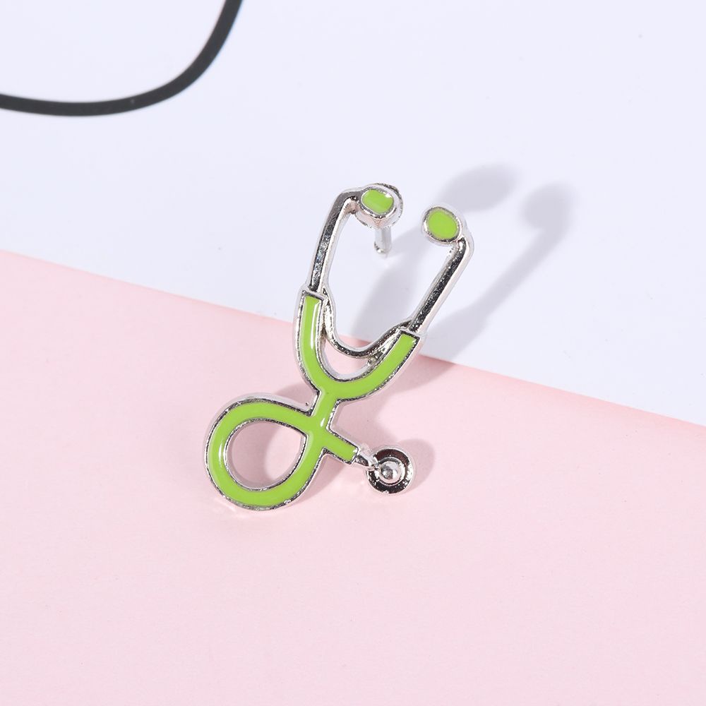 ROW Creative Stethoscope Brooches Cute Doctor Nurse Gift Enamel Pin Men Women Fashion Cartoon Medical Jewelry Coat Lapel Badge/Multicolor