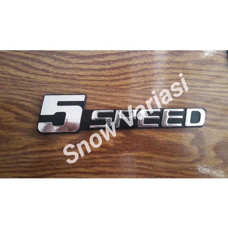 Emblem 5 Speed Daihatsu Taft F70
