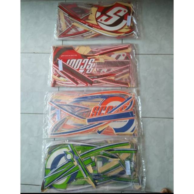 Striping scoopy 2015