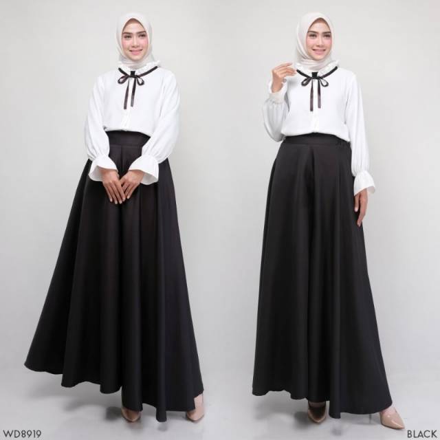 BLACK WIDE PANTS Produk Sesuai Gambar Celana Kulot Model Melebar Bagian Bawah