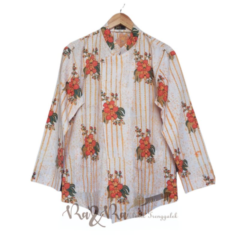 Pakaian adat jawa/Surjan motif andini bulan khas Trenggalek