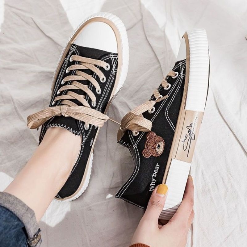 Sepatu Sneakers Wanita Bordir WHY-Bear WHY-01