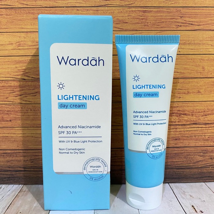 Wardah Lightening Day Cream 20ml