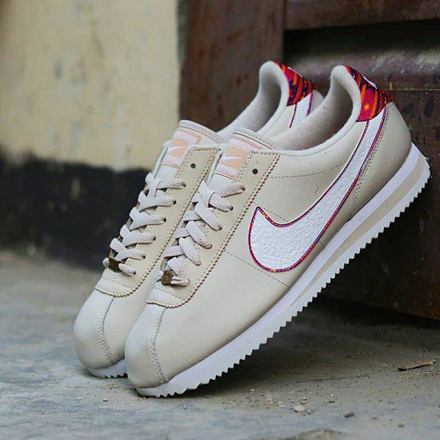 nike cortez cream