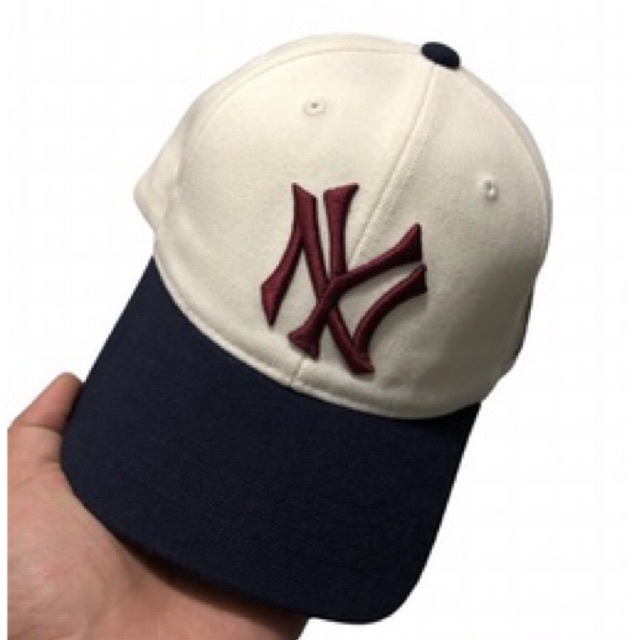 NY YANKEES CAP PRELOVED