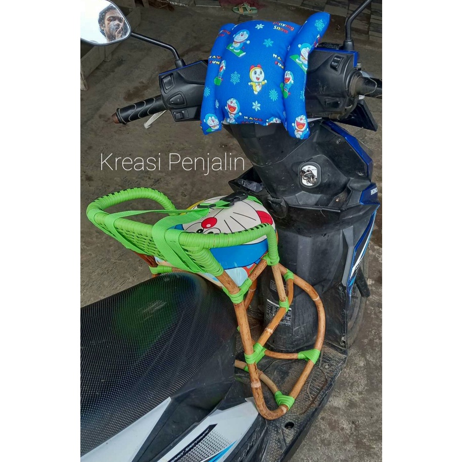 Kursi Bocengan anak motor matic Free sabuk Bantal 3 in 1 /  Jok buat di motor / tempat duduk bayi / jok motoir anak / banhtal/ jok buat anank di motor matic / Bangku boncengan anak motor matic / kursin rotan / kursi anak motor depan / boncengan anak rotan