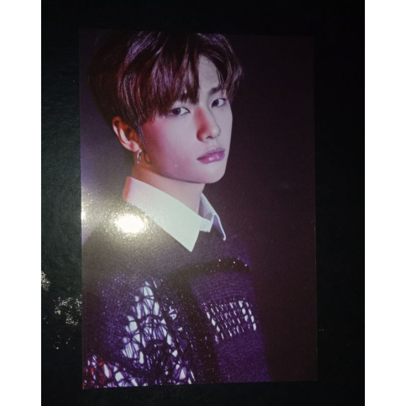 POSTCARD POB YELLOW WOOD HYUNJIN