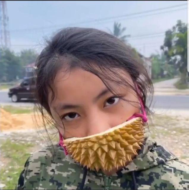 Masker Kain 3 Ply Dengan Kantong Filter Tissue