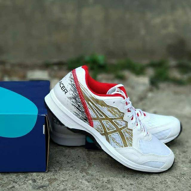 asics lite racer