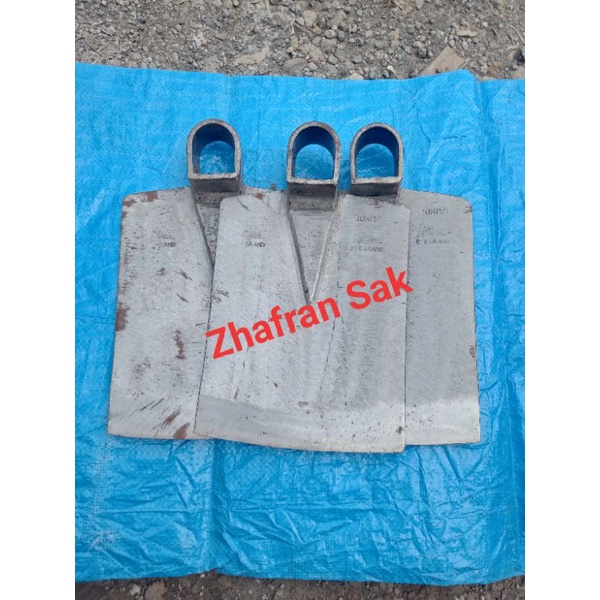 Cangkul Sawah Sambungan Baja