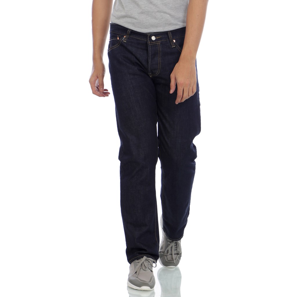 celana jeans pria desain nyaman di pakai