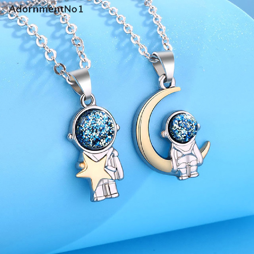 (AdornmentNo1) 1 Pasang Kalung Rantai Liontin Astronot Bahan Titanium Steel Untuk Pasangan / Pria / Wanita