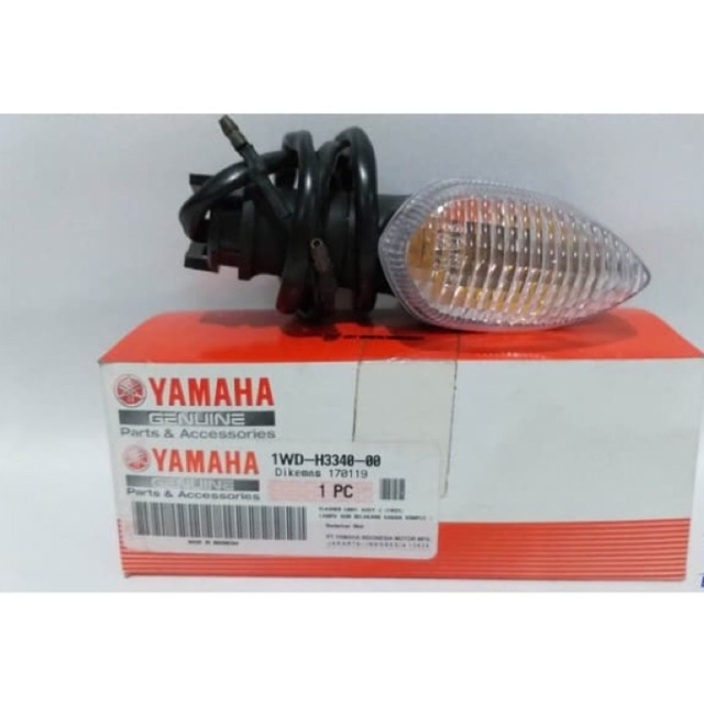 LAMPU SEN SEIN BELAKANG KANAN R25 R 25 ASLI ORI YAMAHA 1WD H3340 00