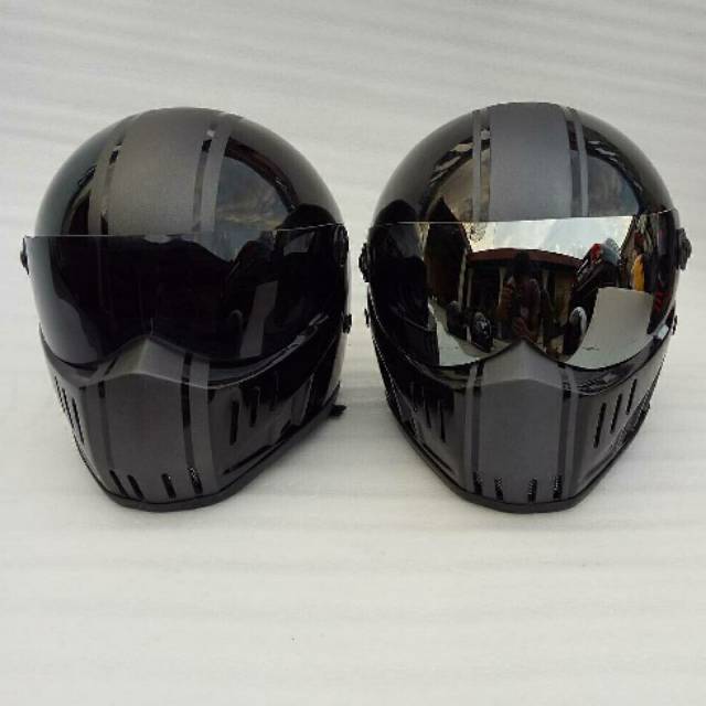 HELM CUSTOM JAPSTYLE BRATSTYLE BOBBER TRACKER CAFERACER