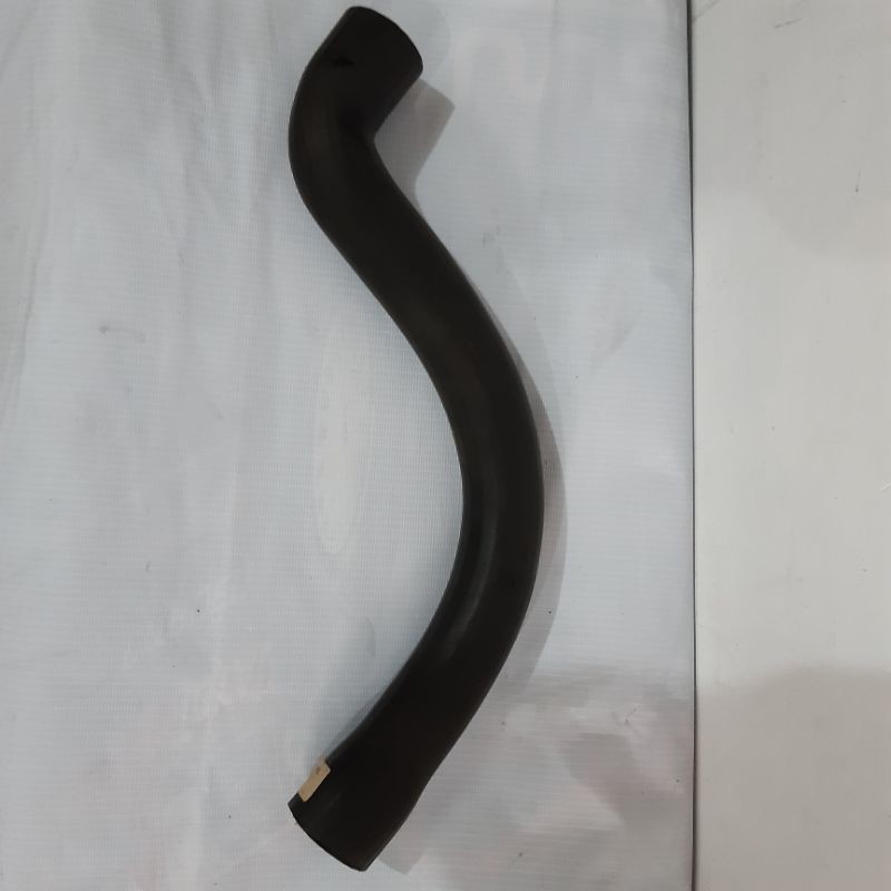 Selang radiator atas BMW 318i E36/M43 Elaplast