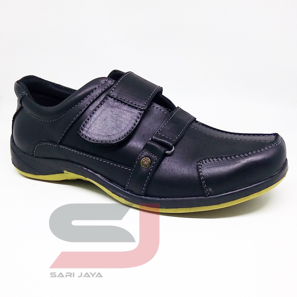 Sepatu kulit pria warna hitam sol tidak licin anti selip kasual cowok Gradianno