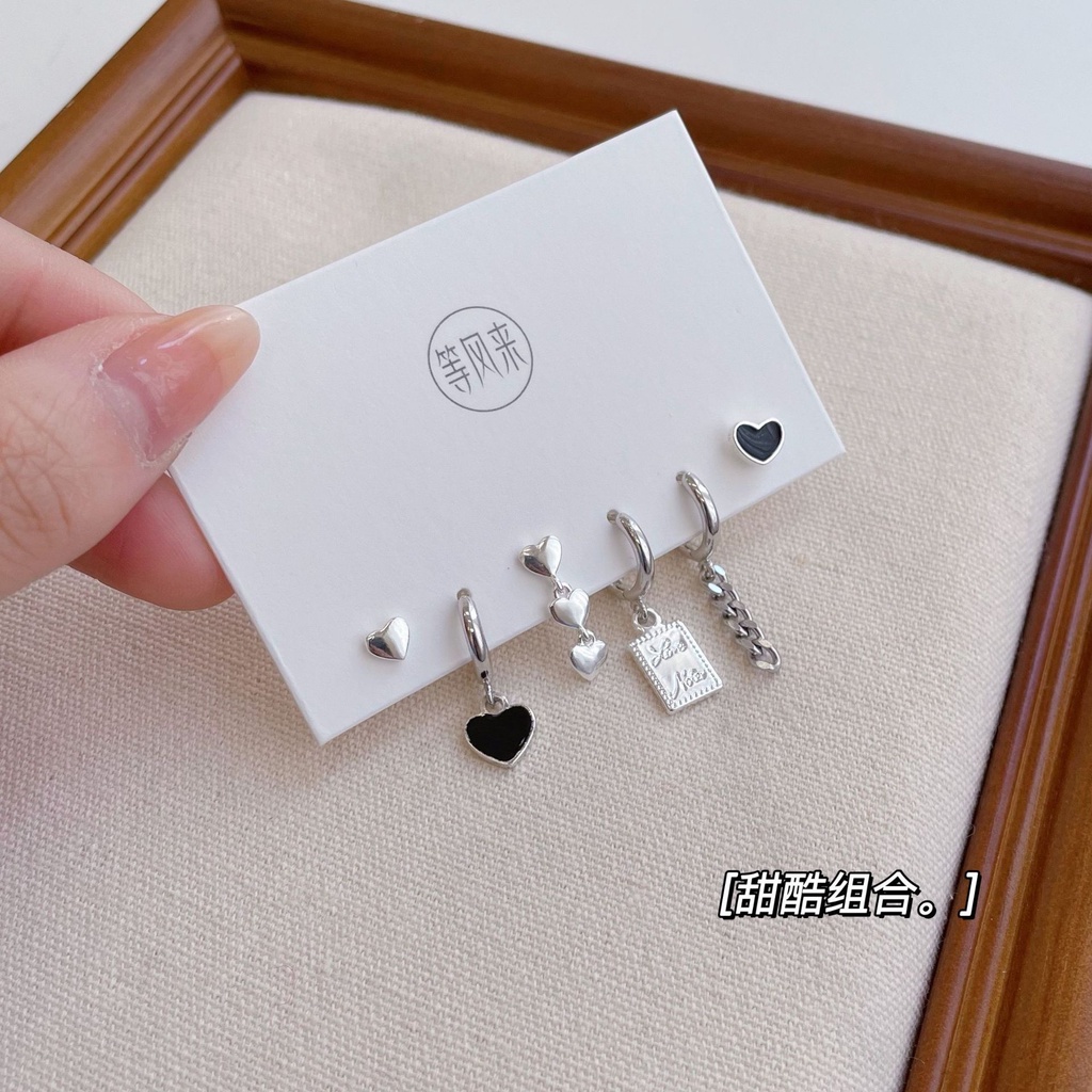 Set Anting Tusuk Desain Hati Gaya Simple Untuk Wanita