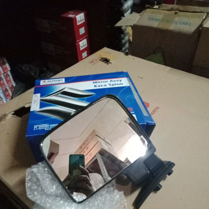 kaca spion mobil futura kanan Orisinil SGP