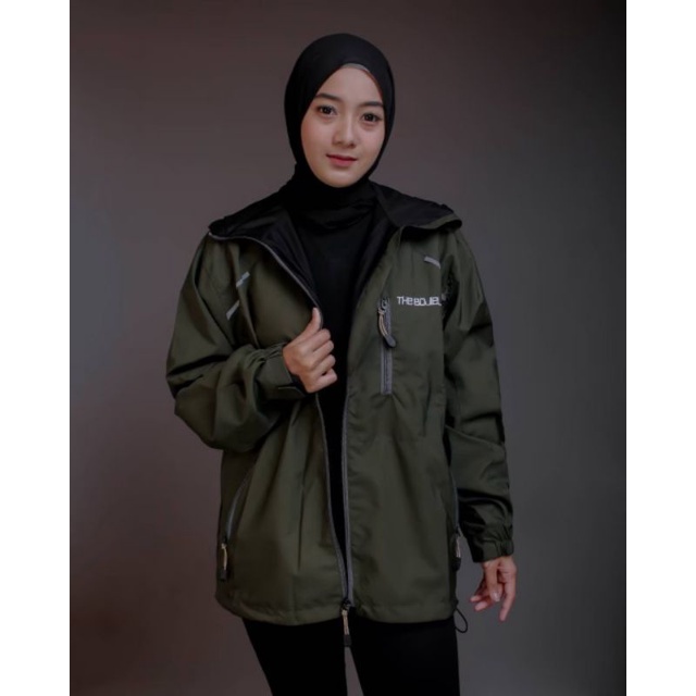 TURUN HARGA ! Jaket Parasut / Jaket Wanita / Outwear Wanita / Jaket Waterproof / Jaket Gunung / Jaket Terbaru / Jaket Motor