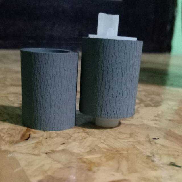 

Karet penarik kertas