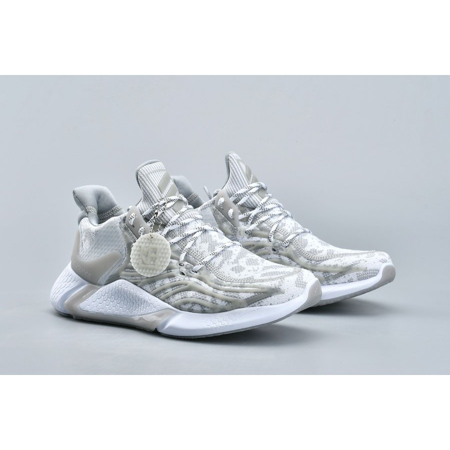 adidas yeezy alphabounce